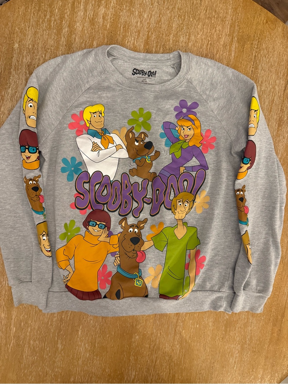 Scooby-Doo Hanna Barbara Graphic Crewneck Sweater - size M